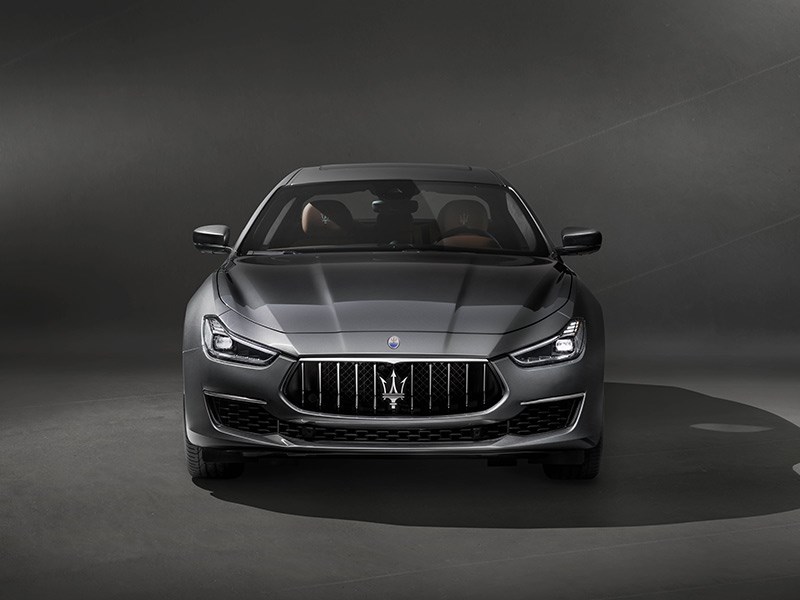 Maserati releases first images of the new Ghibli GranLusso