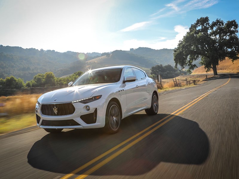 Spotlight on the Maserati Levante with V8 engine in the GTS and Trofeo trims at the Los Angeles Auto Show