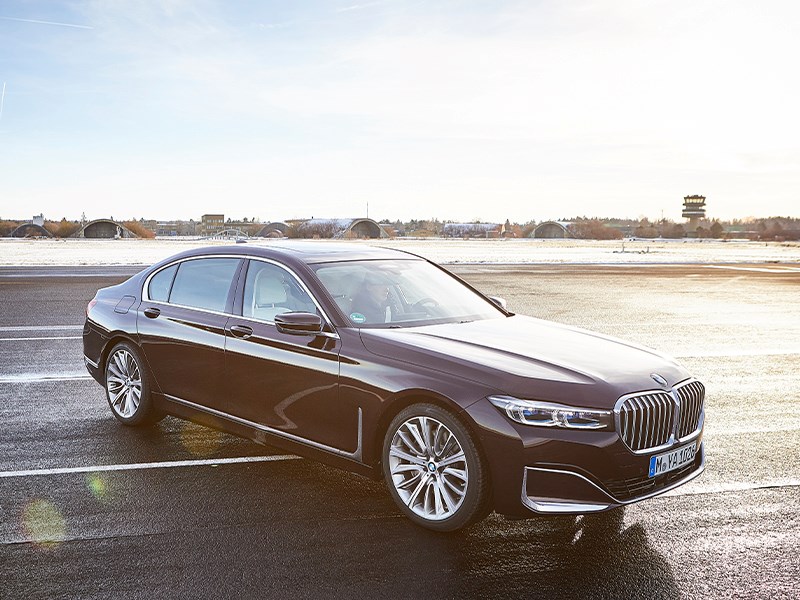 Nieuwe BMW 7 Reeks met krachtigere batterij en plug-in hybride motor.