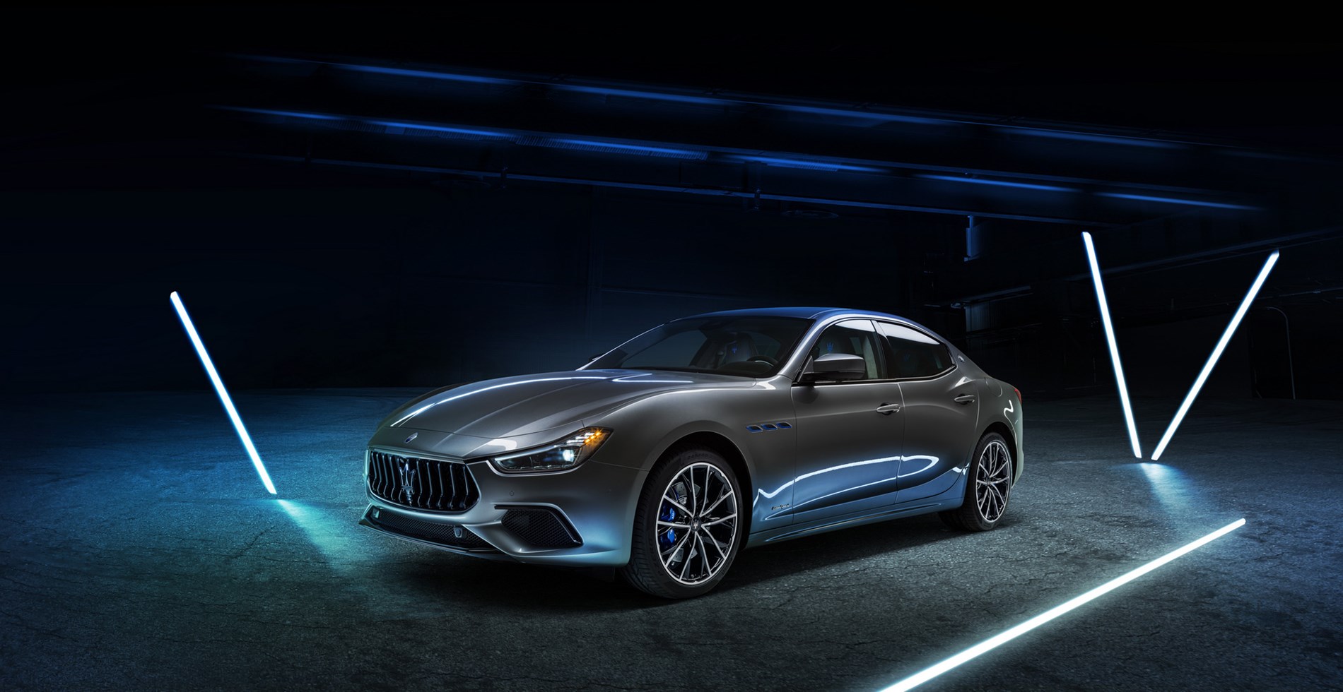 Maserati Ghibli Hybrid, the first of a new species