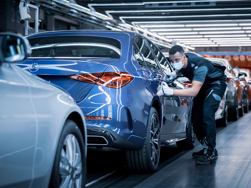 Van Houdt Factsheet: introductie nieuwe C-Klasse in wereldwijd productienetwerk van Mercedes-Benz 