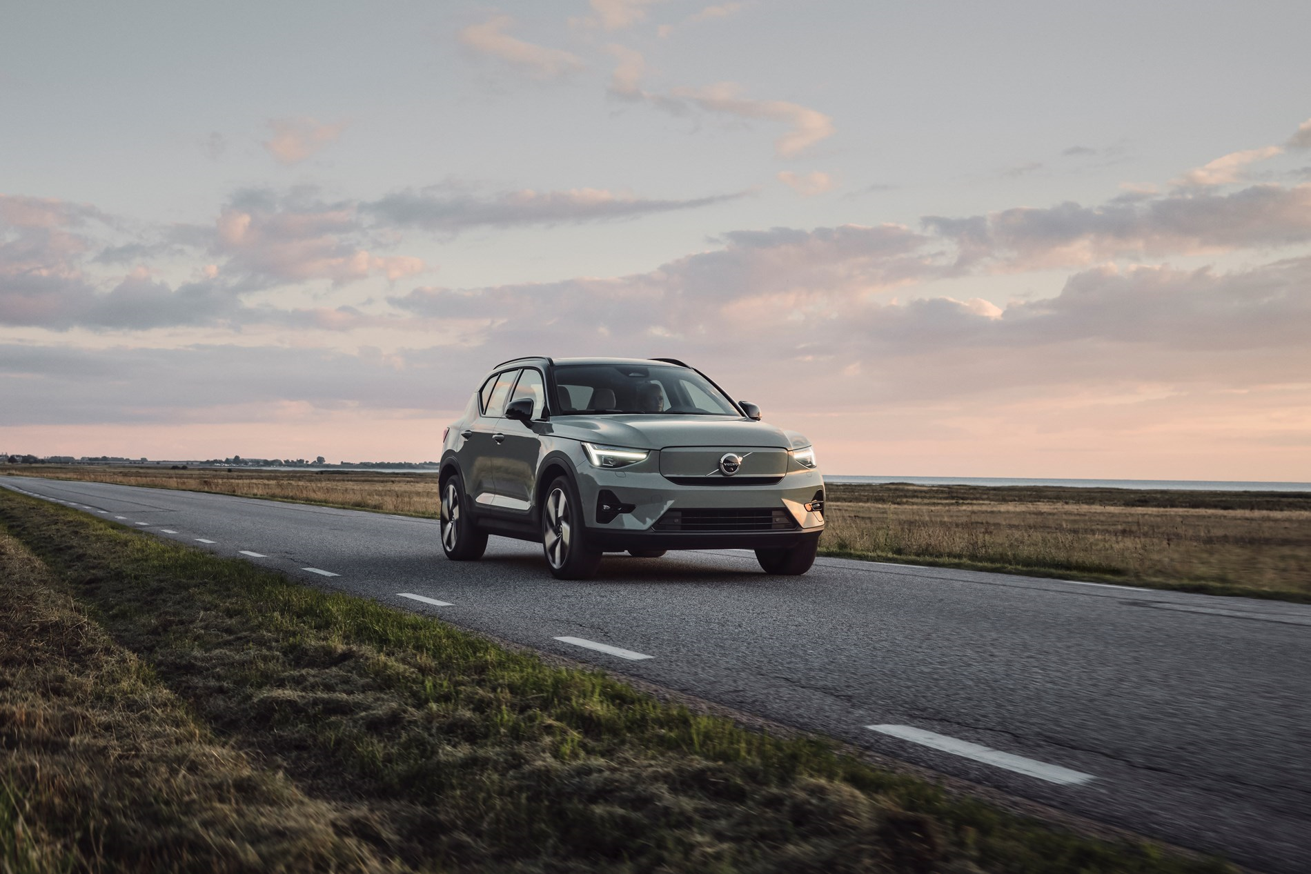 Volvo Cars lanceert vernieuwde modellen en een nieuwe variant van de C40 Recharge met één motor