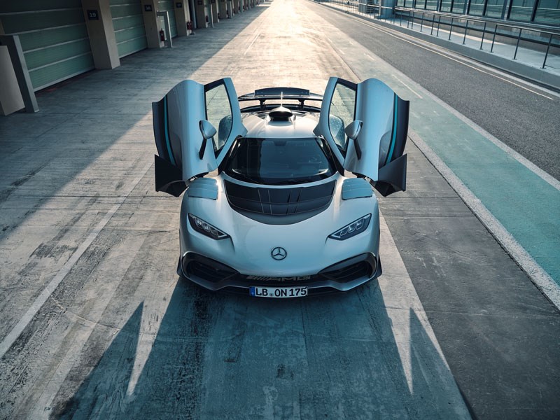Van Houdt De nieuwe Mercedes-AMG ONE: Formule 1-technologie voor de openbare weg 