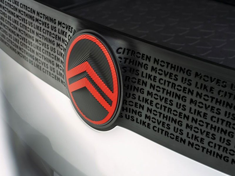  Citroën: een nieuwe merkidentiteit en een nieuw logo om een modern, energiek en opwindend tijdperk in te luiden