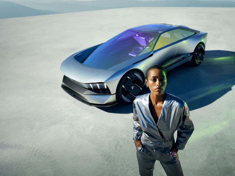 PEUGEOT INCEPTION Concept - PEUGEOT opent een nieuw hoofdstuk en presenteert zijn visie op de toekomst van de auto