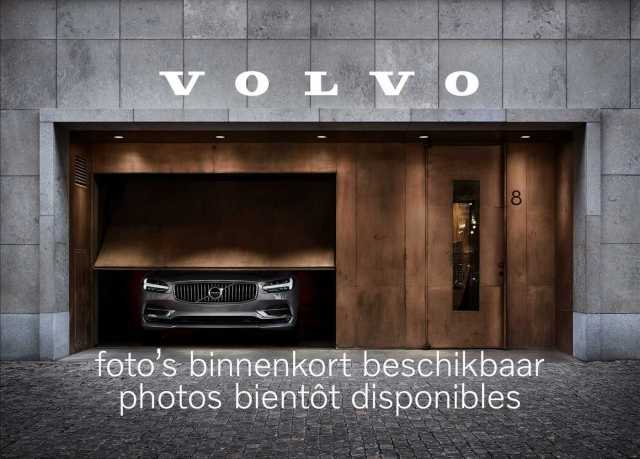 Volvo-XC 40