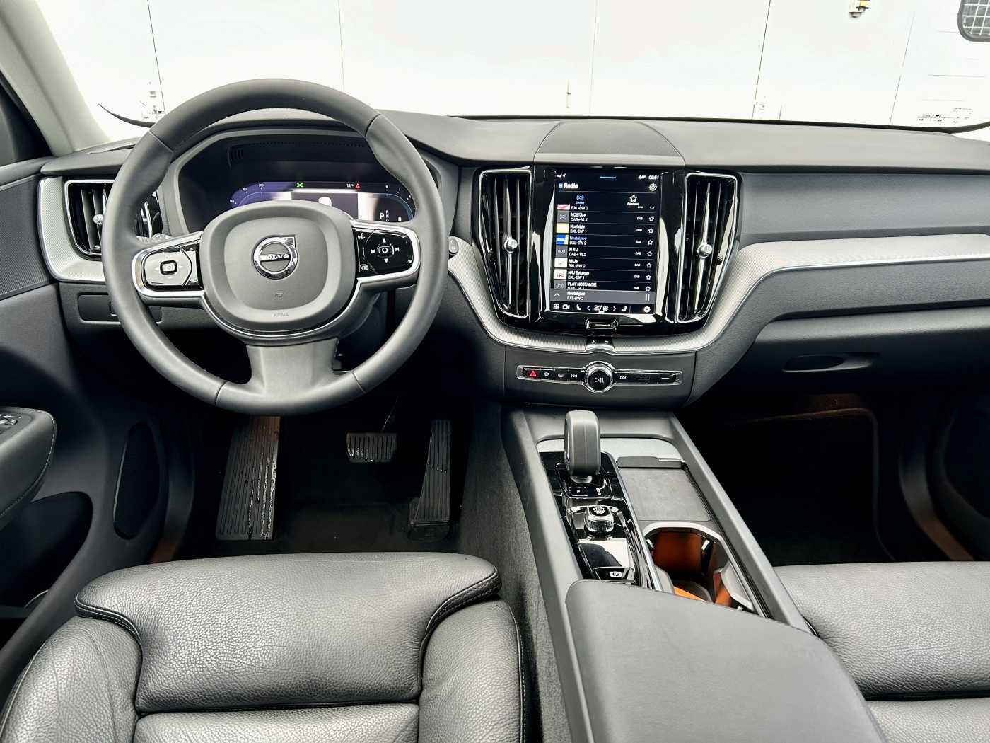 Lacom Volvo - XC60 II B4 Mild Hybrid Plus Bright/Driver Assist/WinterPack