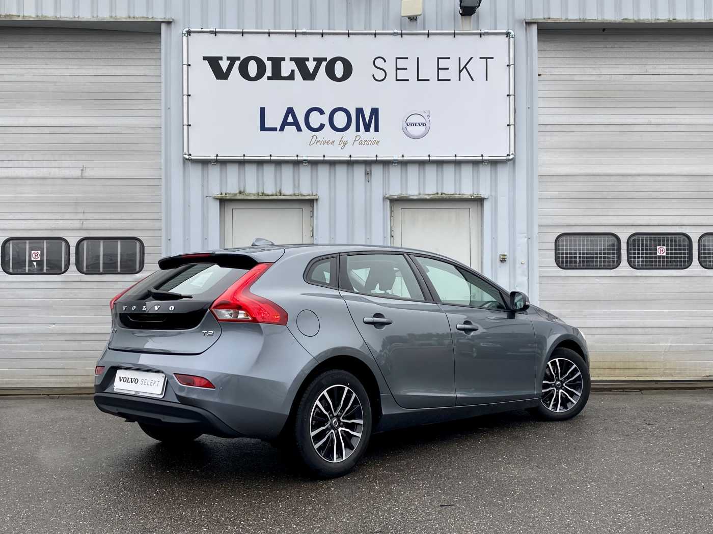Lacom Volvo - V40 Black Edition T2