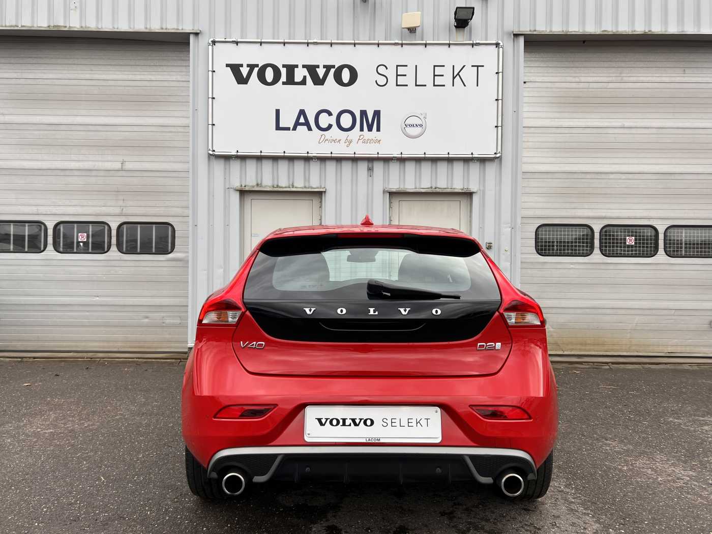 Lacom Volvo - V40 D2 MAN  R-Design /Navi/Media/Light Pack/LEDER