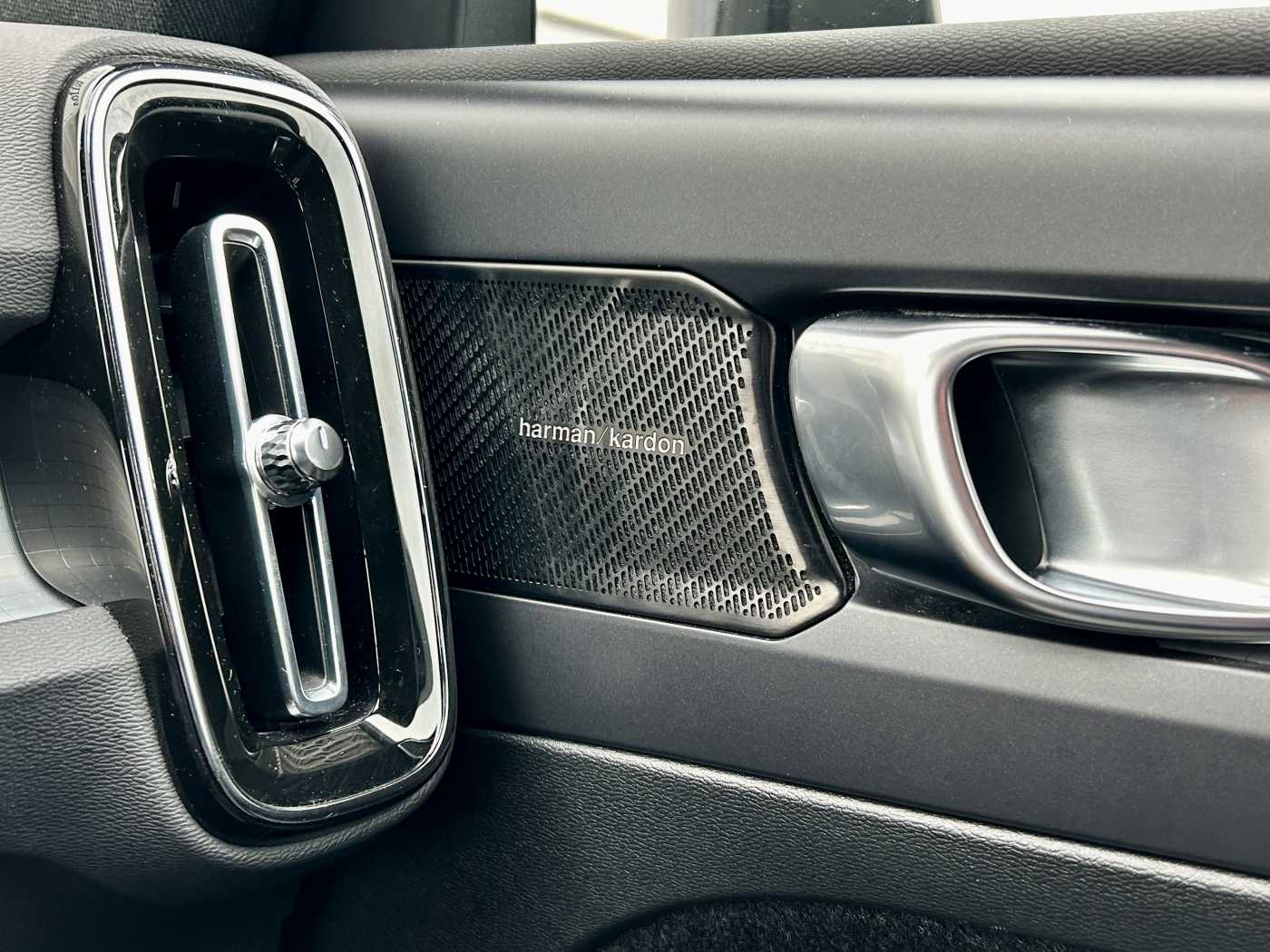 Lacom Volvo - XC40 T5 Plug-in R-Design Expr/DriverAssist/Pano/360°cam