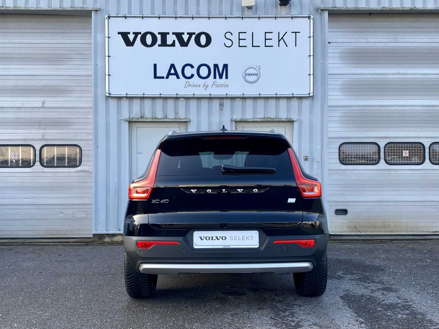 Lacom Volvo - XC40 T4 Recharge Plus Bright /ACC/BLIS